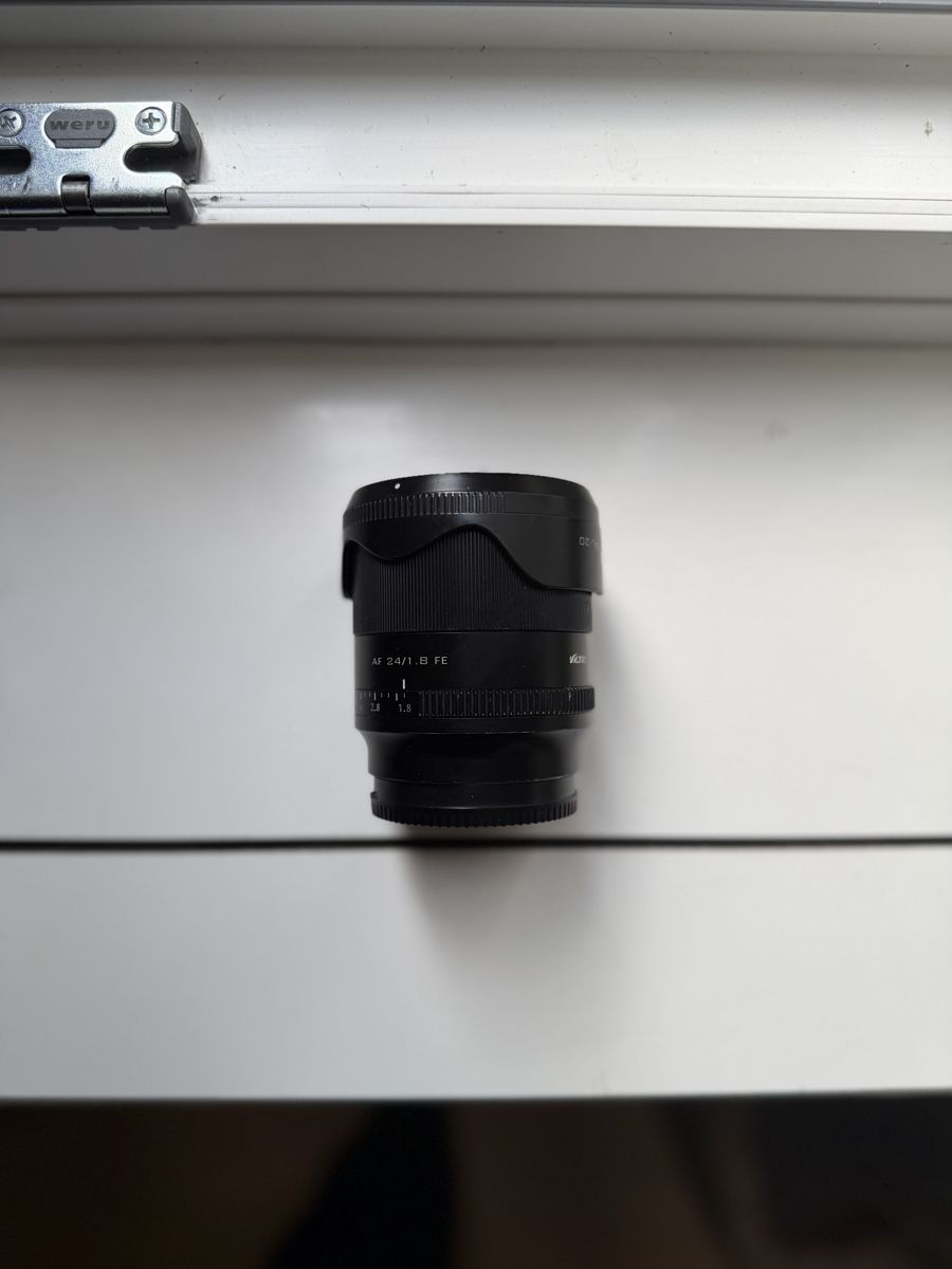Viltrox Obiettivi: Objectif Viltrox AF 24mm f/1.8 FE pour Sony E-Mount – Usato da Biel/Bienne venduto da oma_t92s 3