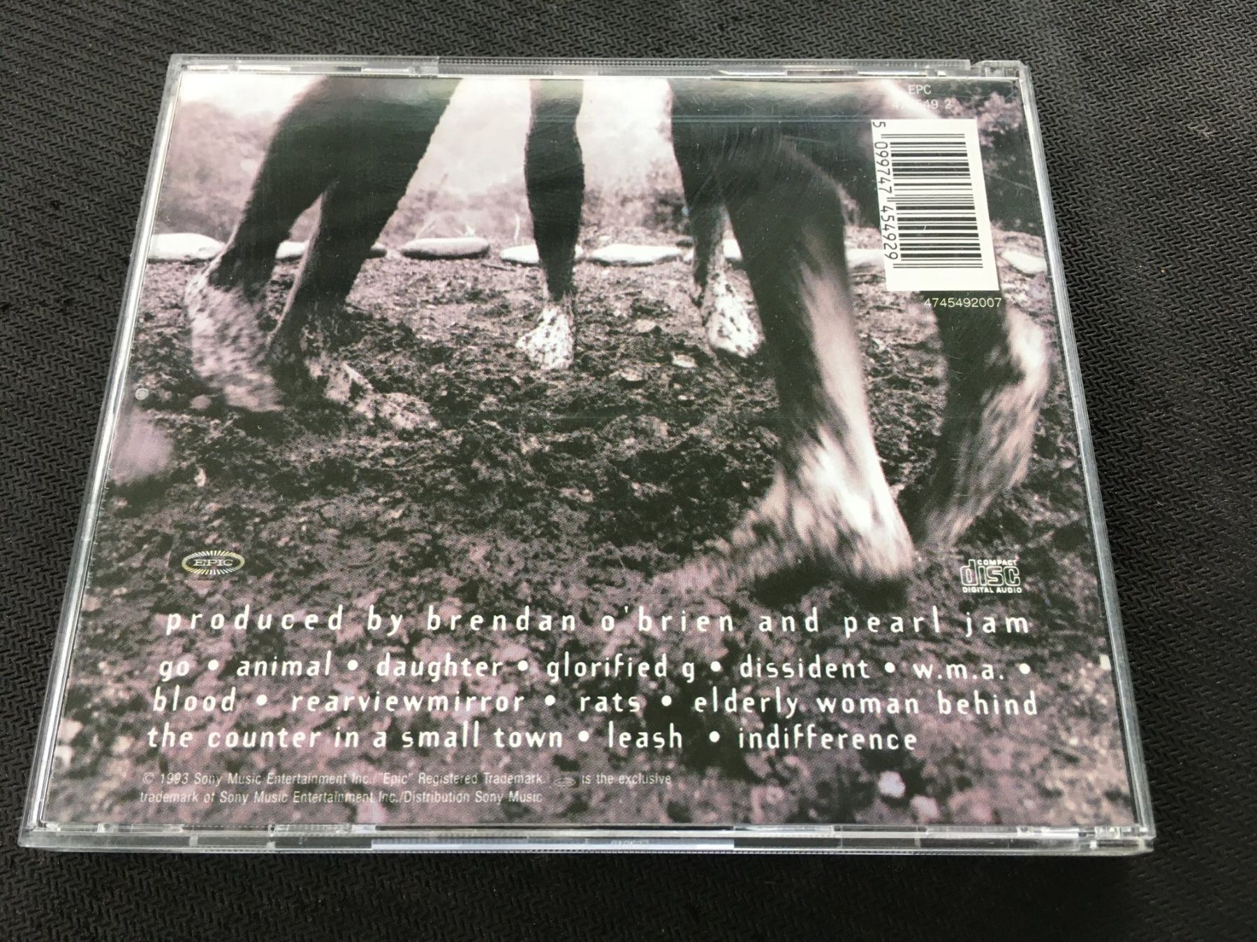 CDs: Pearl Jam - Vs. -CD- – Gebraucht aus St.Gallen von MedienJoe 2