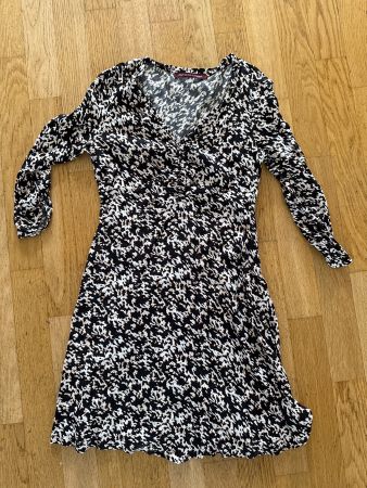 Robe Comptoir des cotonniers taille 34