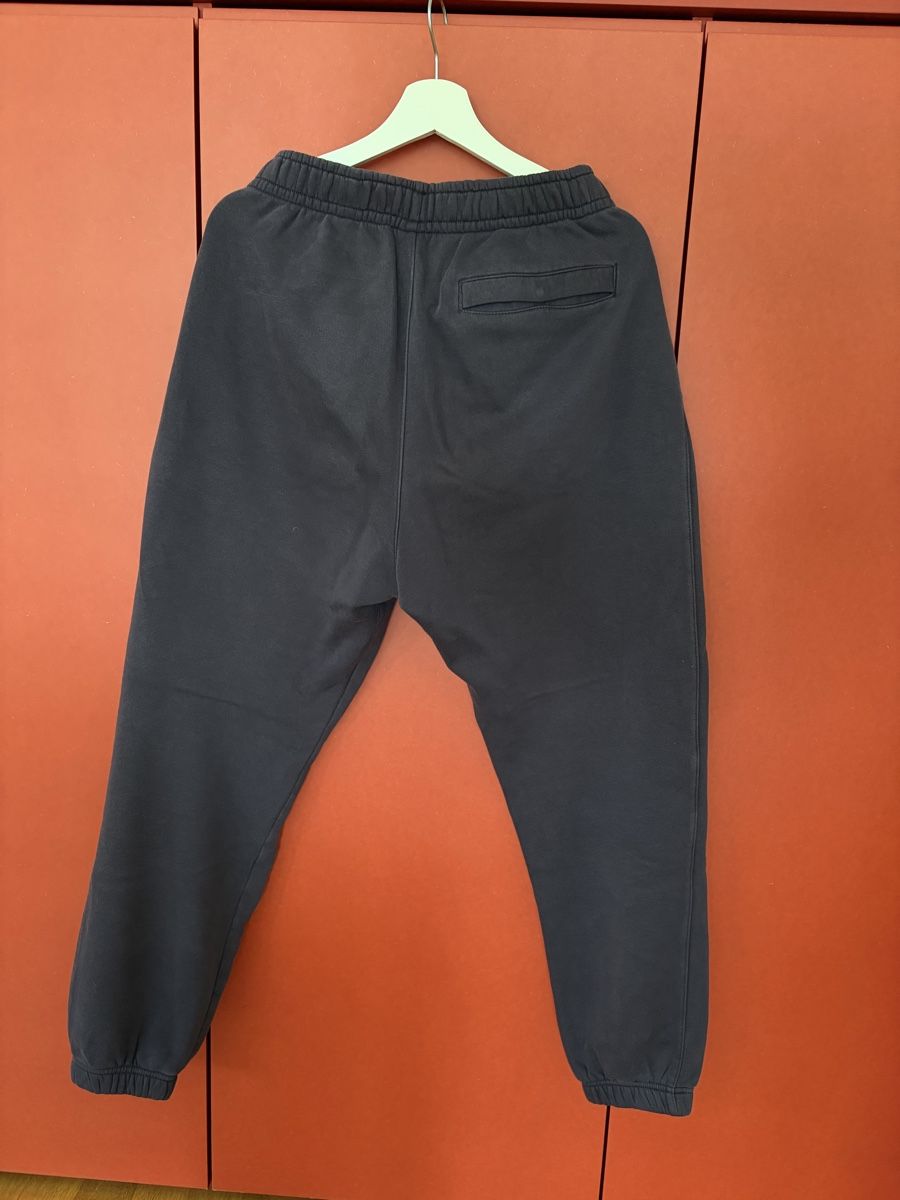 Nike Pantaloni: Nike Sweatpants – Usato da Zürich venduto da valentin.abend 1