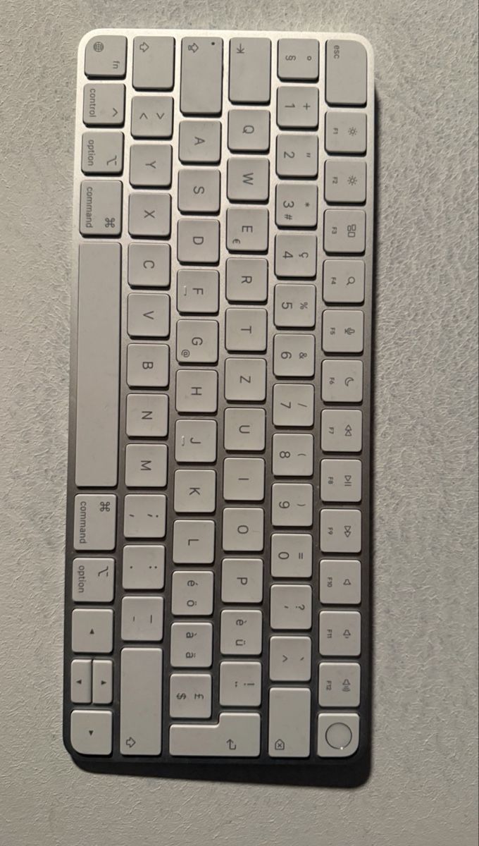 Apple PC: iMac Apple 24“ Silber – Nuovo (secondo la descrizione) da Urdorf venduto da Lija.x 3