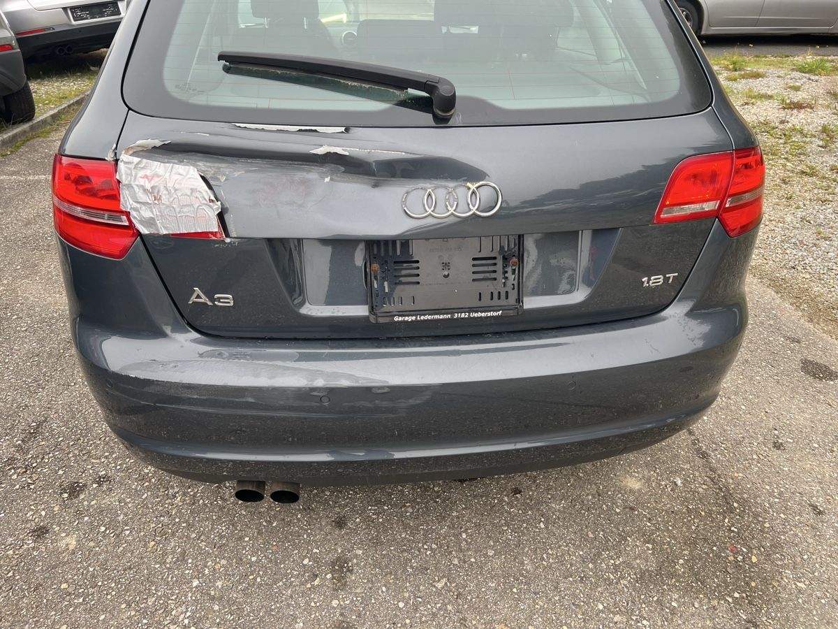 Audi Automobili: Audi A3 1.8 TFSI Sportback B04 – Difettoso da Menznau venduto da adi0601 4