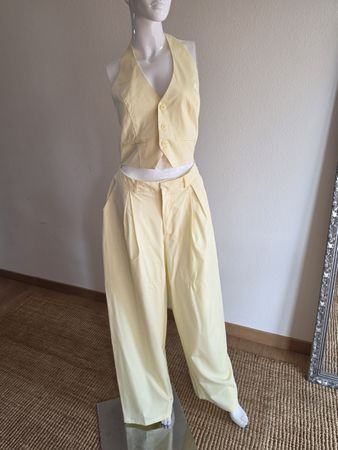 Completo gilet e pantaloni FB Sister giallo taglia L