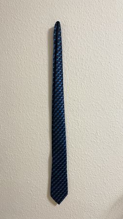 Elegante Krawatte, blau-schwarz gemustert. Top!