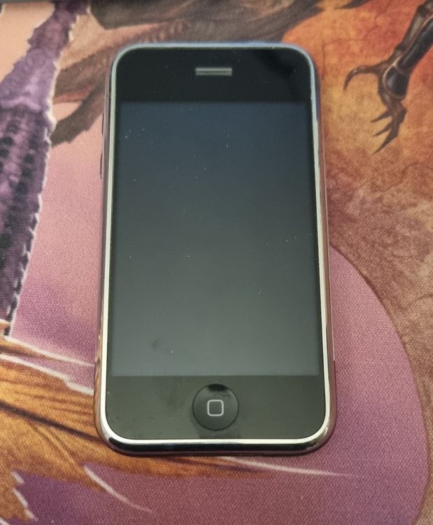 iPhone - 1st Gen - 8GB - silber - Model A1203 | Kaufen auf Ricardo