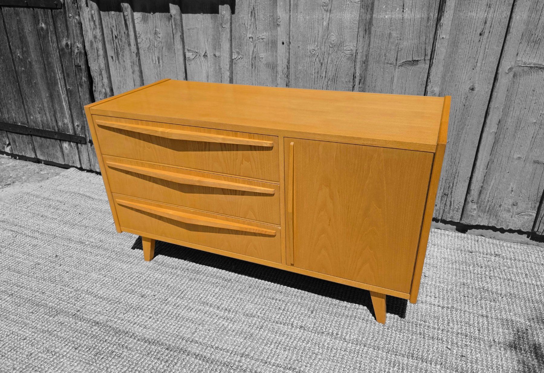Kommoden: Mid-Century Vintage  Original Sideboard/Kommode – Gebraucht aus Haslen AI von Vintagelix