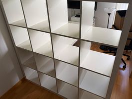 Ikea Kallax Regal 4x4 mit Schreibtisch-Aufsatz Weiss