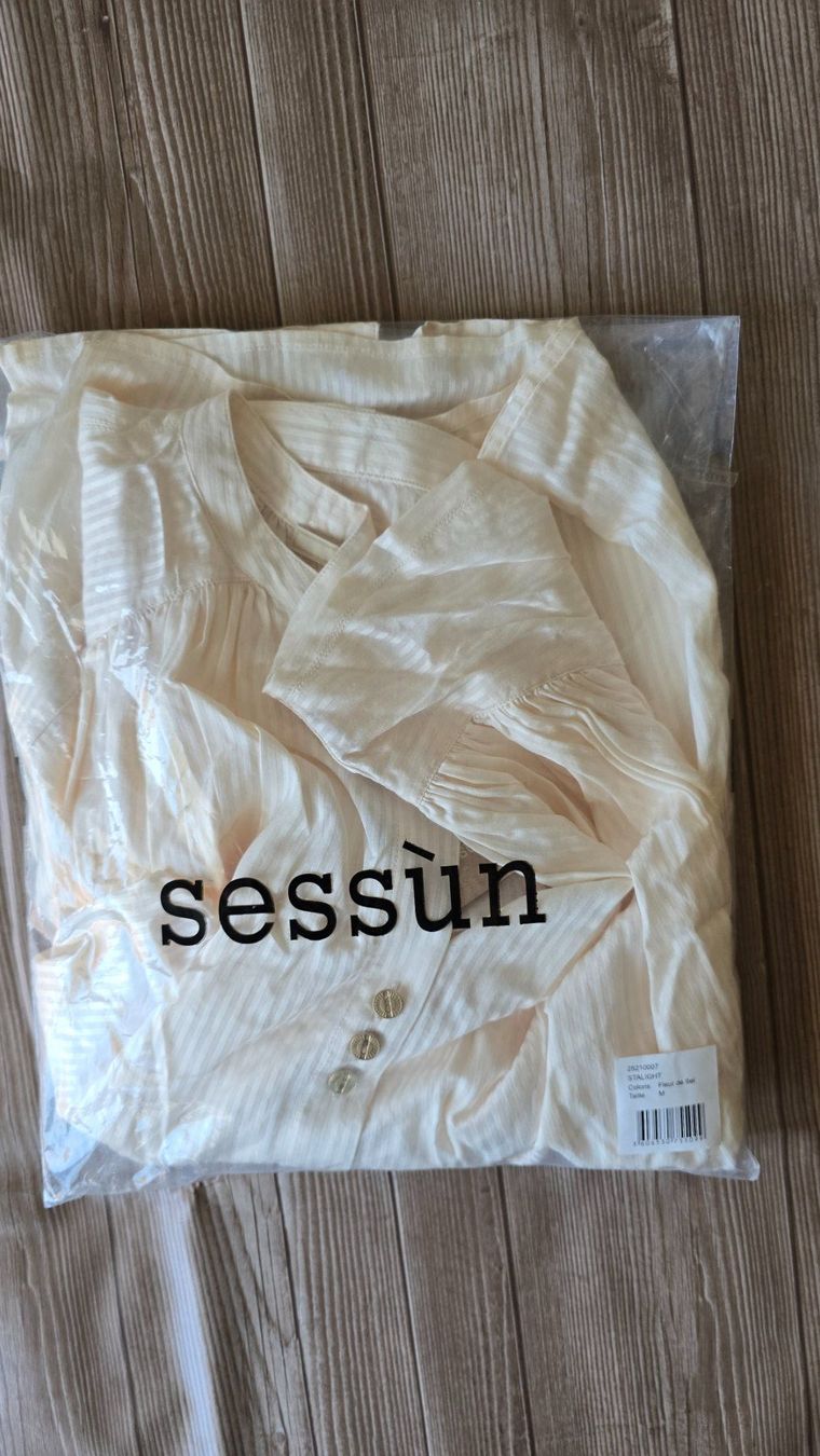 Sessun Camicette: Sessùn "Starlight" Oversized Bluse - M - Fleur de Sel – Nuovo e nell'imballaggio originale da Thalwil venduto da VitaMini 3