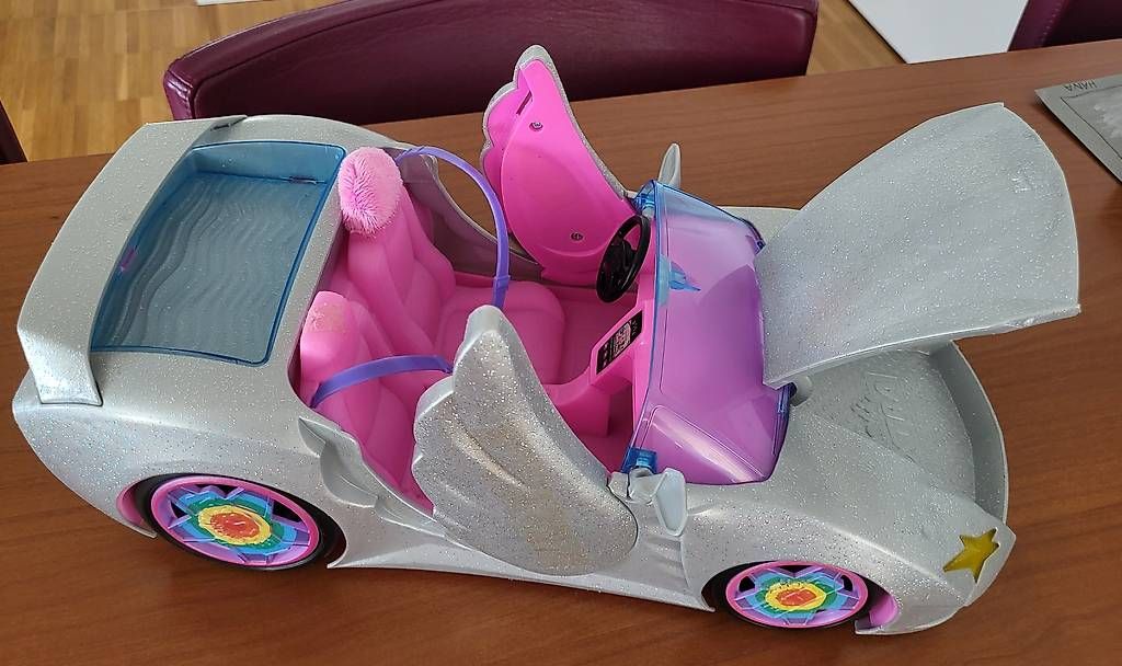 Jouets: Barbie Auto – D'occasion à Affoltern am Albis par djana_101 1