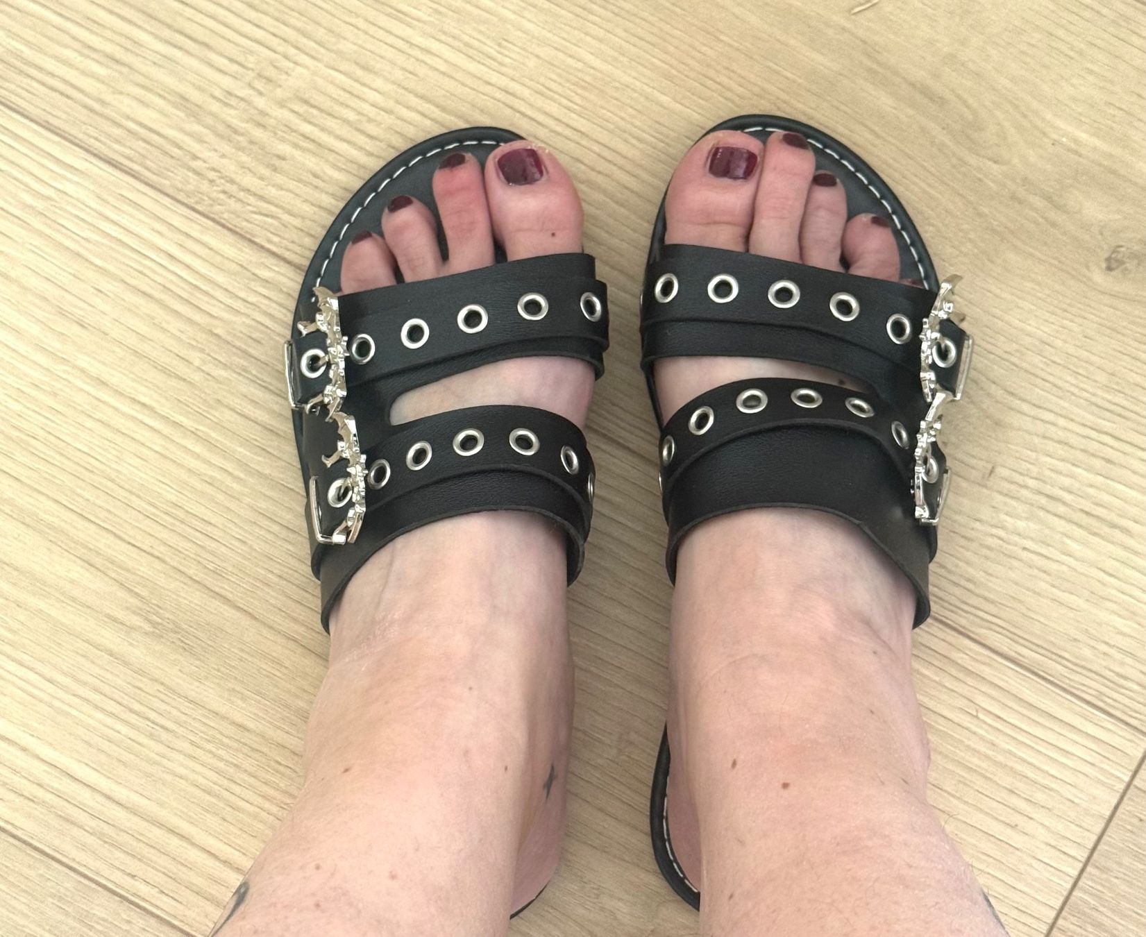 Scarpe da donna: Nuovi sandali Nr.38 – Nuovo e nell'imballaggio originale da Locarno venduto da Debi816 1