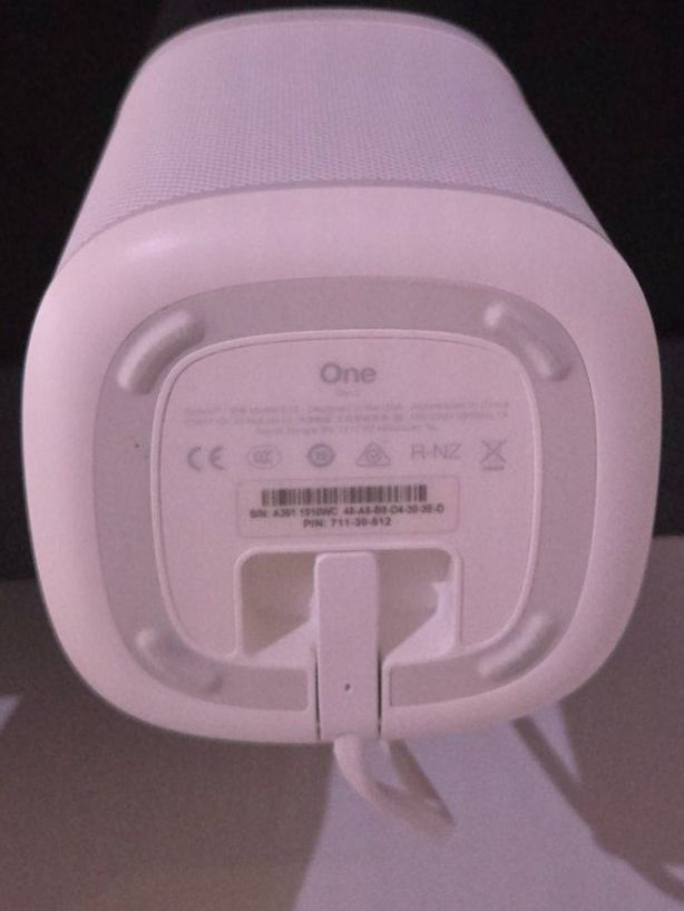 Sonos Casse acustiche: Enceinte SONOS One Gen2 blanche – Usato da St-Prex venduto da Yaugustin 1