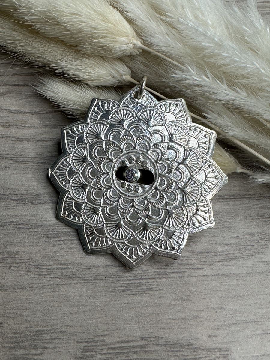 Ciondoli: Silberanhänger handmade – Nuovo e nell'imballaggio originale da Niederglatt ZH venduto da Silberschmuck-design 1