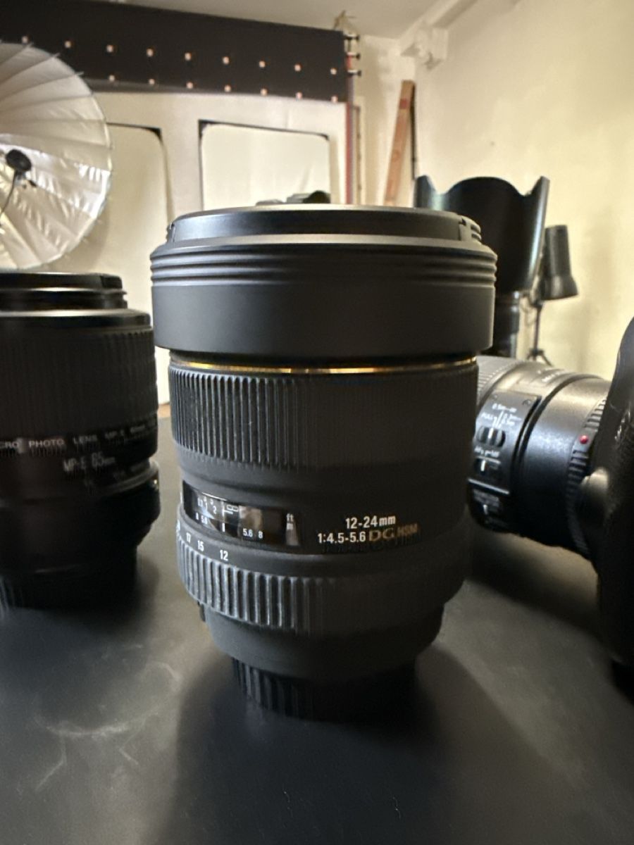 Canon Fotocamera: Kameraset, Canon eos 5dsr, 4 Objektive, Blitz und Balgen – Usato da Basel venduto da Ramses1179 3