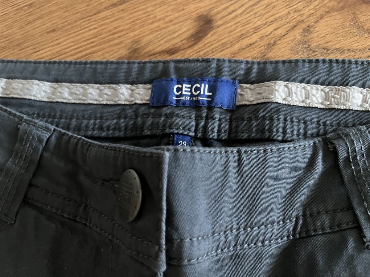 Pantaloni: Hosen – Nuovo (secondo la descrizione) da Schliern b. Köniz venduto da medion3098 4