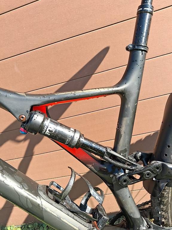 Biciclette: SPECIALIZED stumpjumper Comp carbon – Usato da Ollon VD venduto da tom_bmz5 1