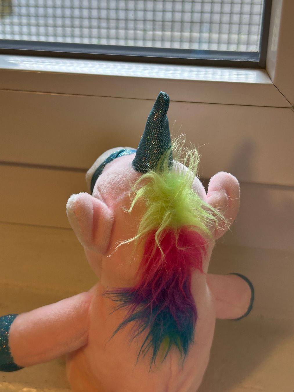 Jouets: Süsses Einhorn mit bunter Mähne – Neuf avec emballage d'origine à Wabern par belka72 3