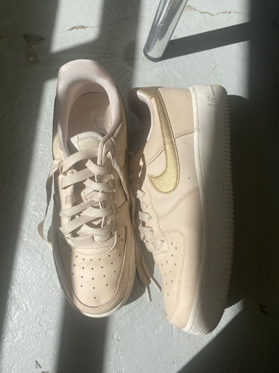 Nike Scarpe da donna: Nike Air Force 1 – Nuovo (secondo la descrizione) da Zürich venduto da Zamamama 1