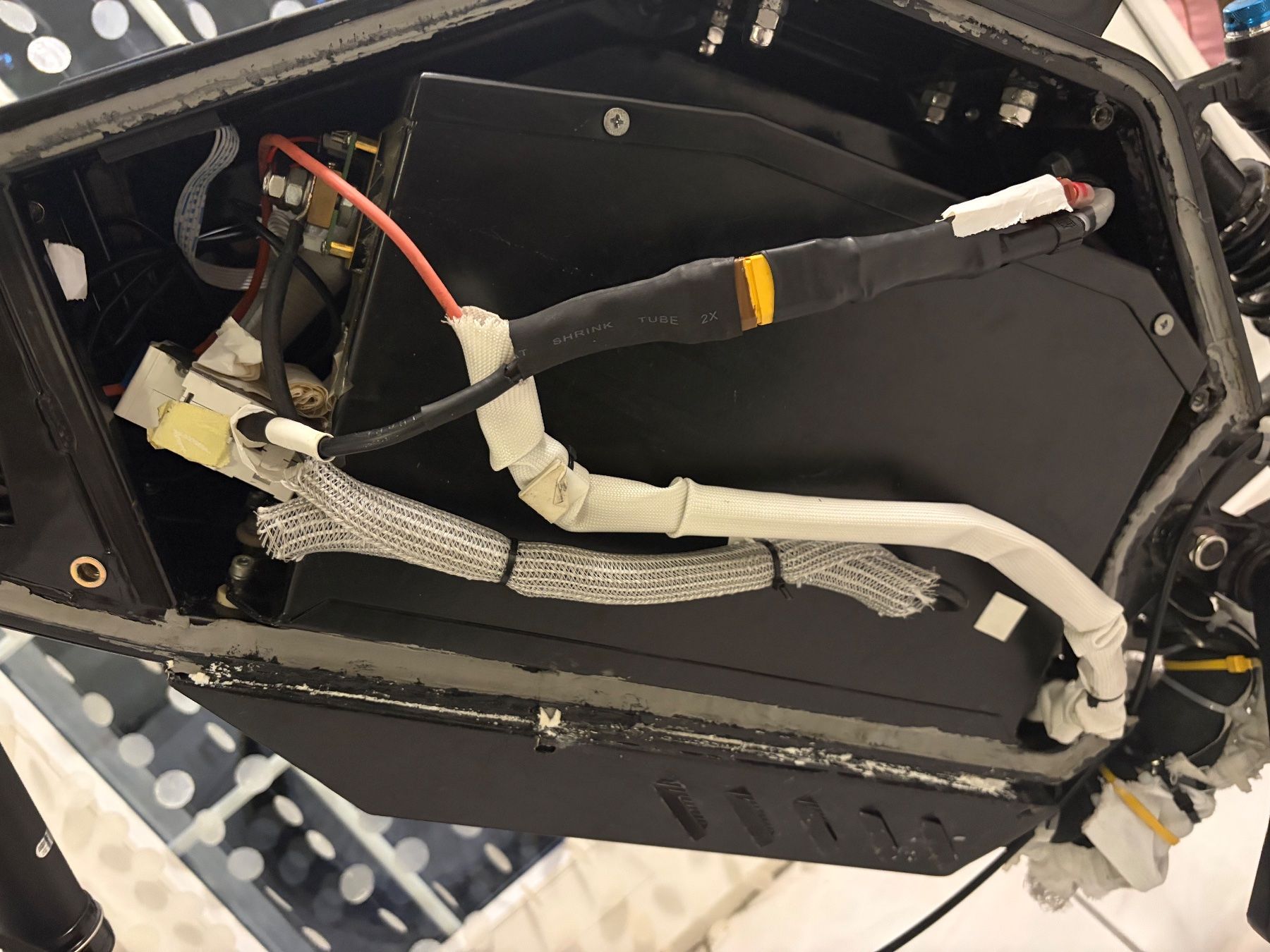 Veicoli elettrici: E-Bike(ähnlich Surron) – Usato da Hägendorf venduto da alexandra3209 2