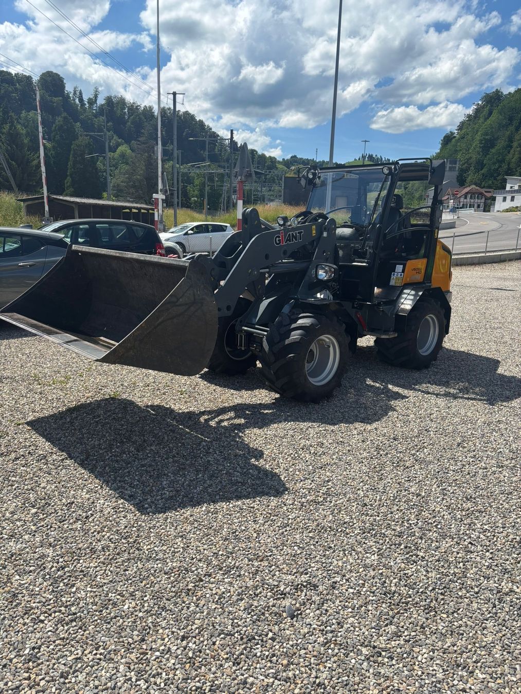 Caricatori: Giant V5003 HD  Hoflader – Usato da Wolhusen venduto da Amrhyn6110 5
