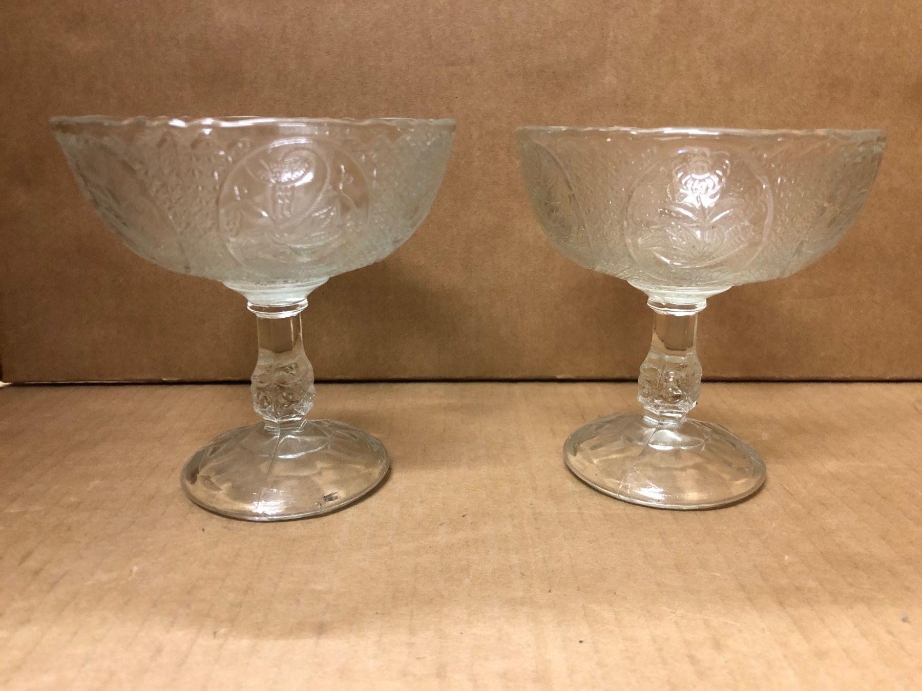 Gläser: Dessertschalen Glas 2 Stk. – Gebraucht aus Eschlikon TG von ArtRec