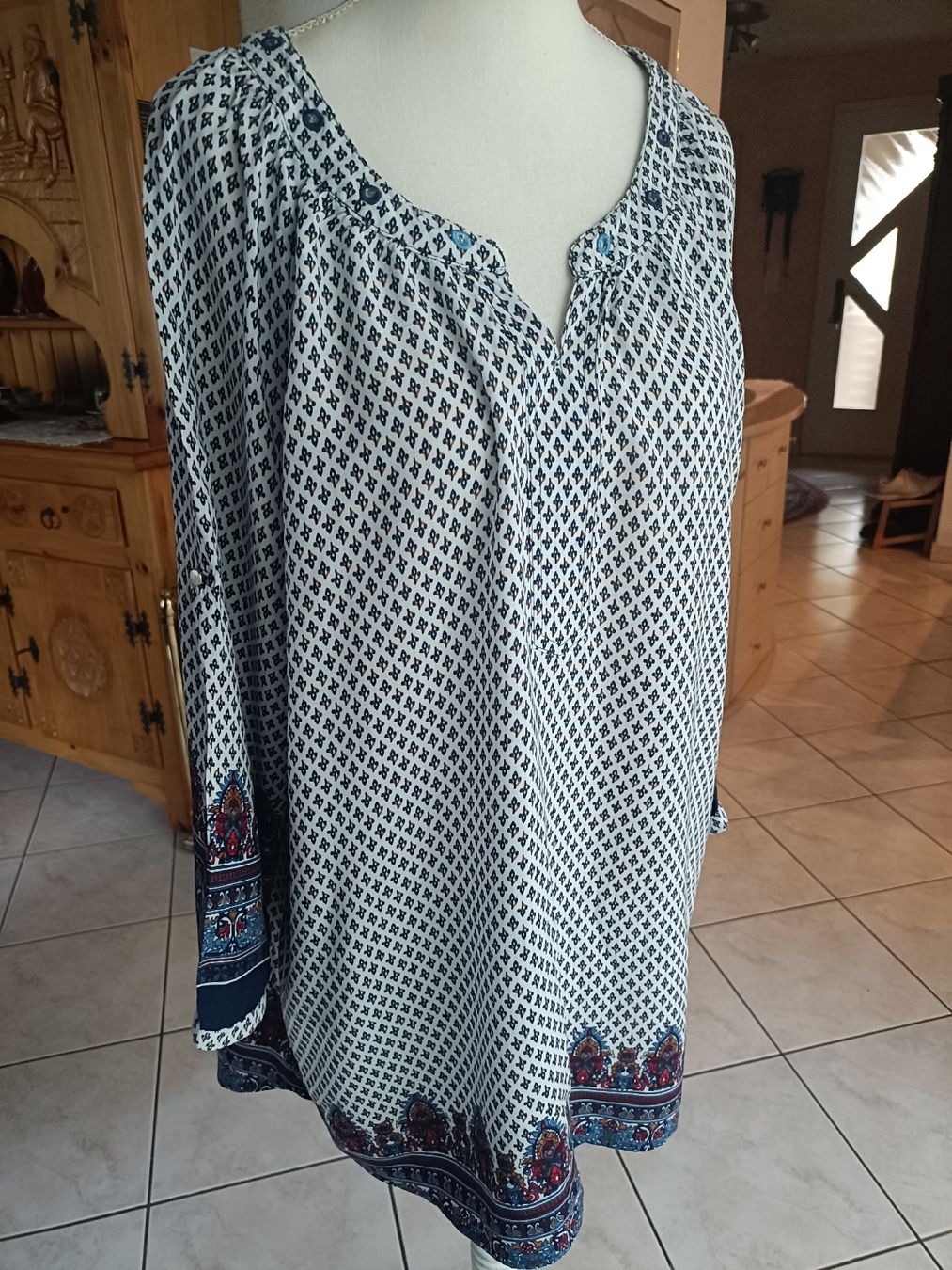 Camicette: Schöne Bexleys Edition Bluse, Grösse 46, leicht & luftig – Usato da Sargans venduto da Polifemo58 1