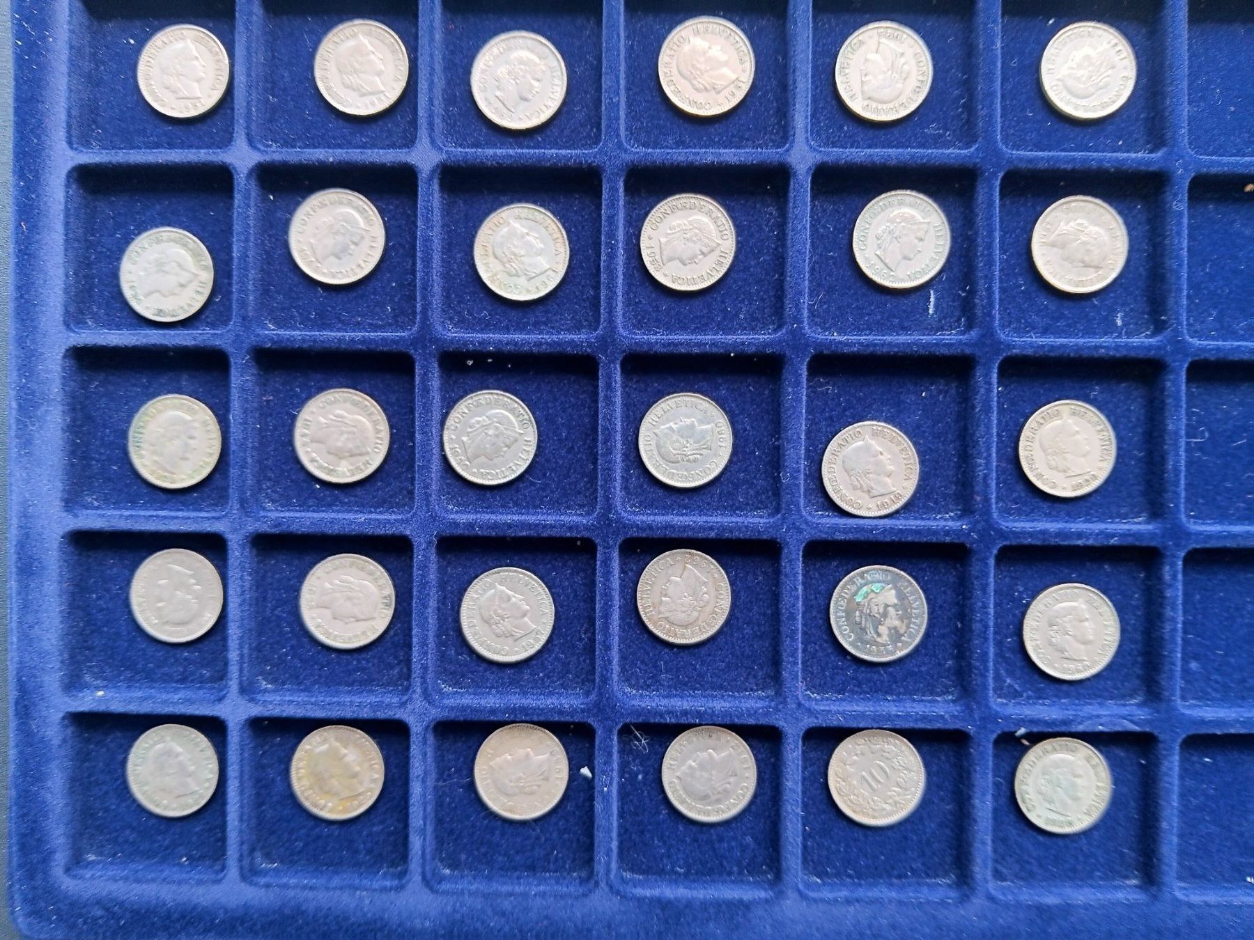Tutti le monete: 30 Pièces de 10 Cent Suisse – Usato da pully venduto da gringoloko