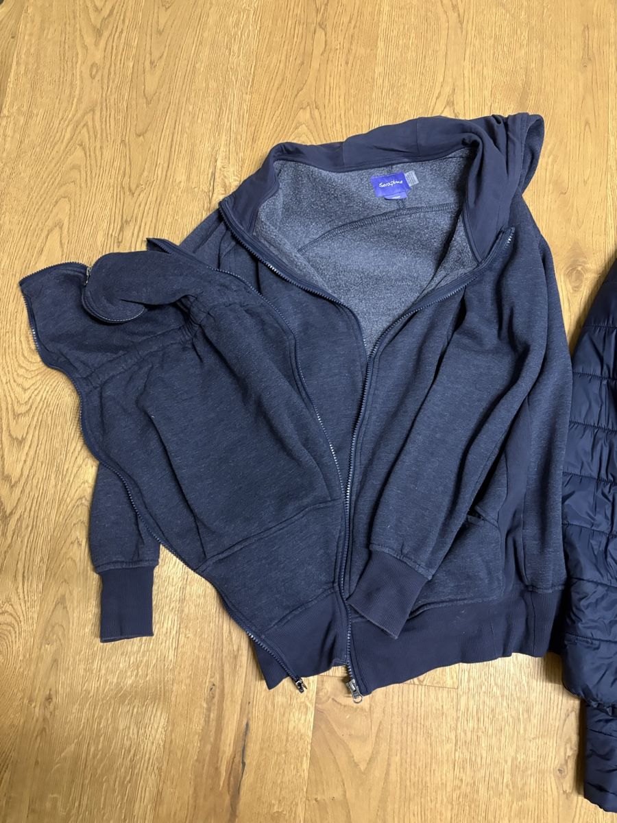 Lotti di vestiti: Umstandsjacke und Tragejacke. Stillpullover – Usato da Schenkon venduto da Herz44 4