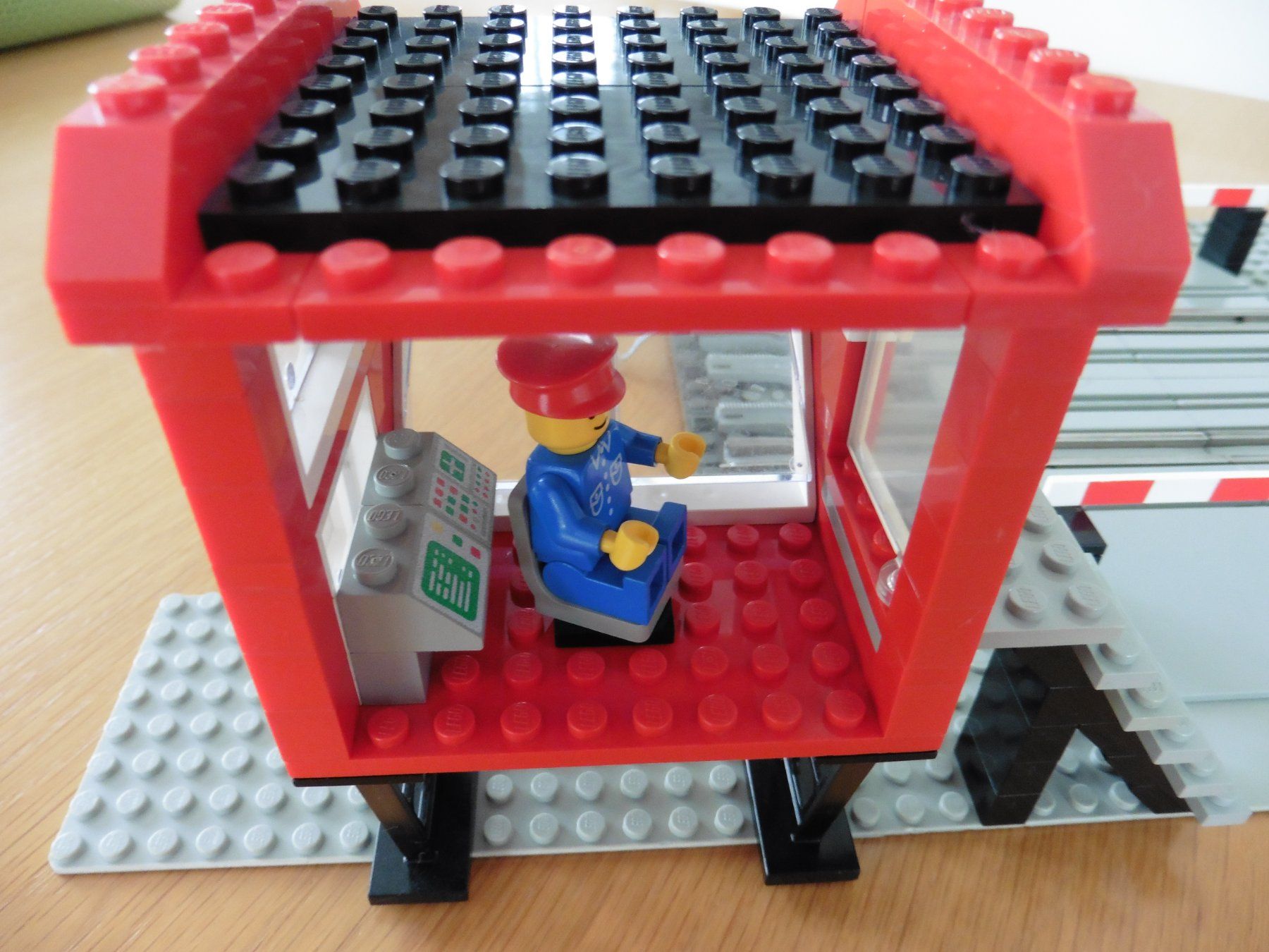 Lego Kit di costruzioni: Lego 7866 Bahnübergang 12V – Usato da Kaltbrunn venduto da sigale 5