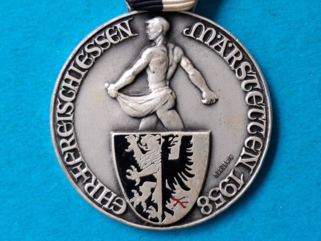 Medaillen: Märstetten 1958 (u250) – Gebraucht aus Schwanden GL von Suvorov