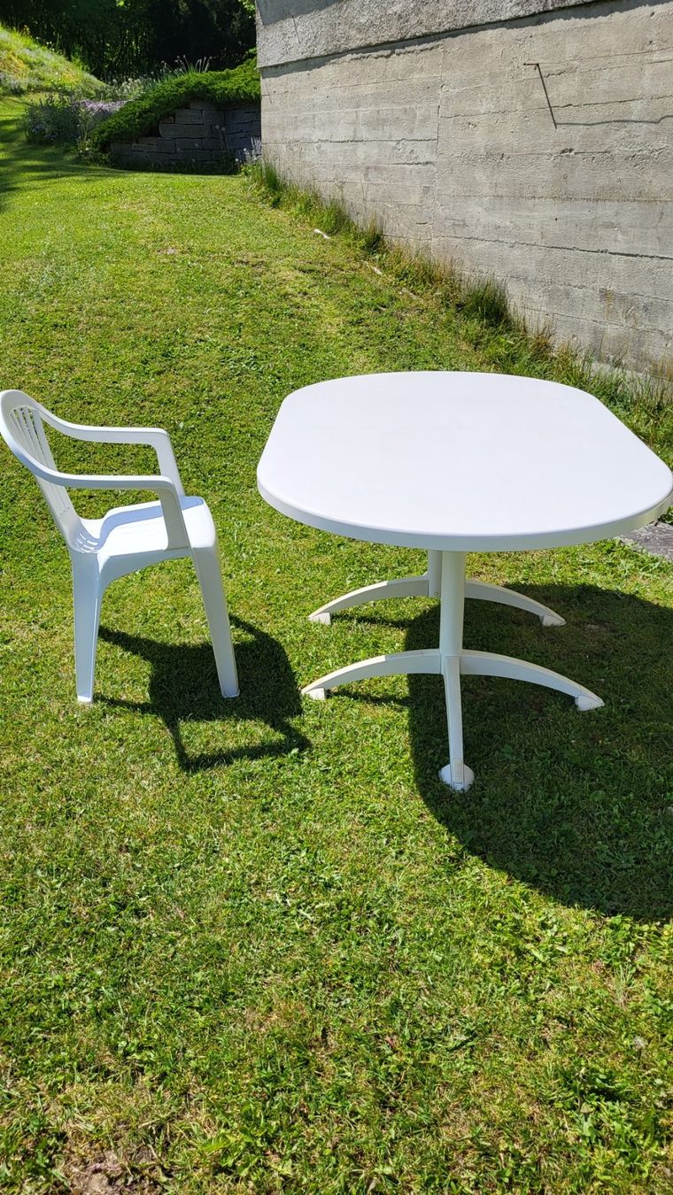 Tische: Gartentisch Marke Schaffner – Gebraucht aus Oberuzwil von sus_5vxh 1