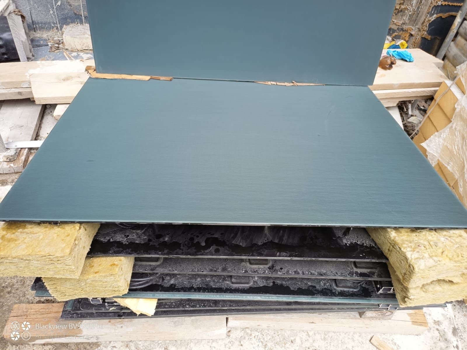 Dispositivi a energia solare: Synage Solar Building Skin Module 155 Wp/sqm, VERDE MARAZZI – Nuovo e nell'imballaggio originale da Biel/Bienne venduto da Husseinsheikho 9
