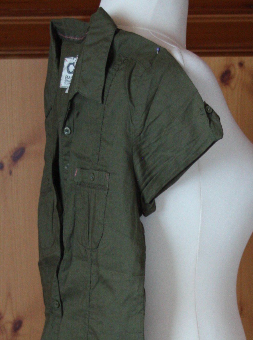 Camicette: Bluse CLOCK HOUS olivgrün Gr. L – Usato da Flüelen venduto da Diversicum-Textil 3