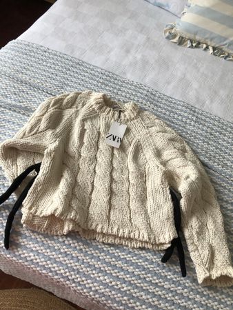 Zara Pullover. Gr. S,neu mit Etikett