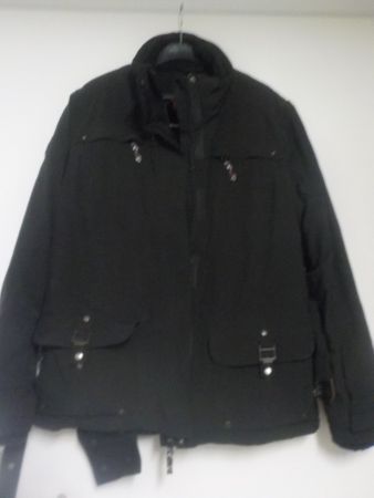 Winterjacke, warm, wasserabweisend, neuwertig, Grösse 44/46