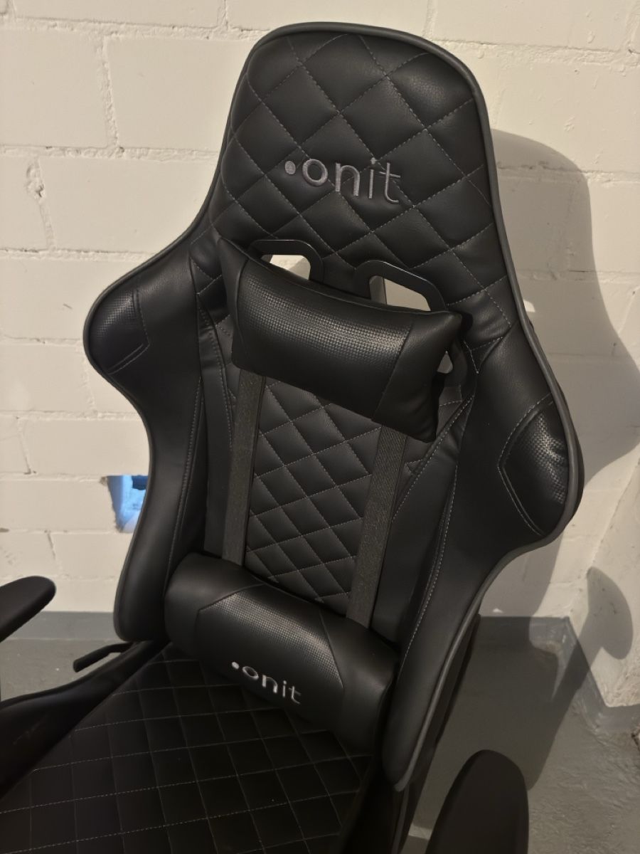Chaises: Gaming Stuhl – D'occasion à Ballwil par jro_ml2g