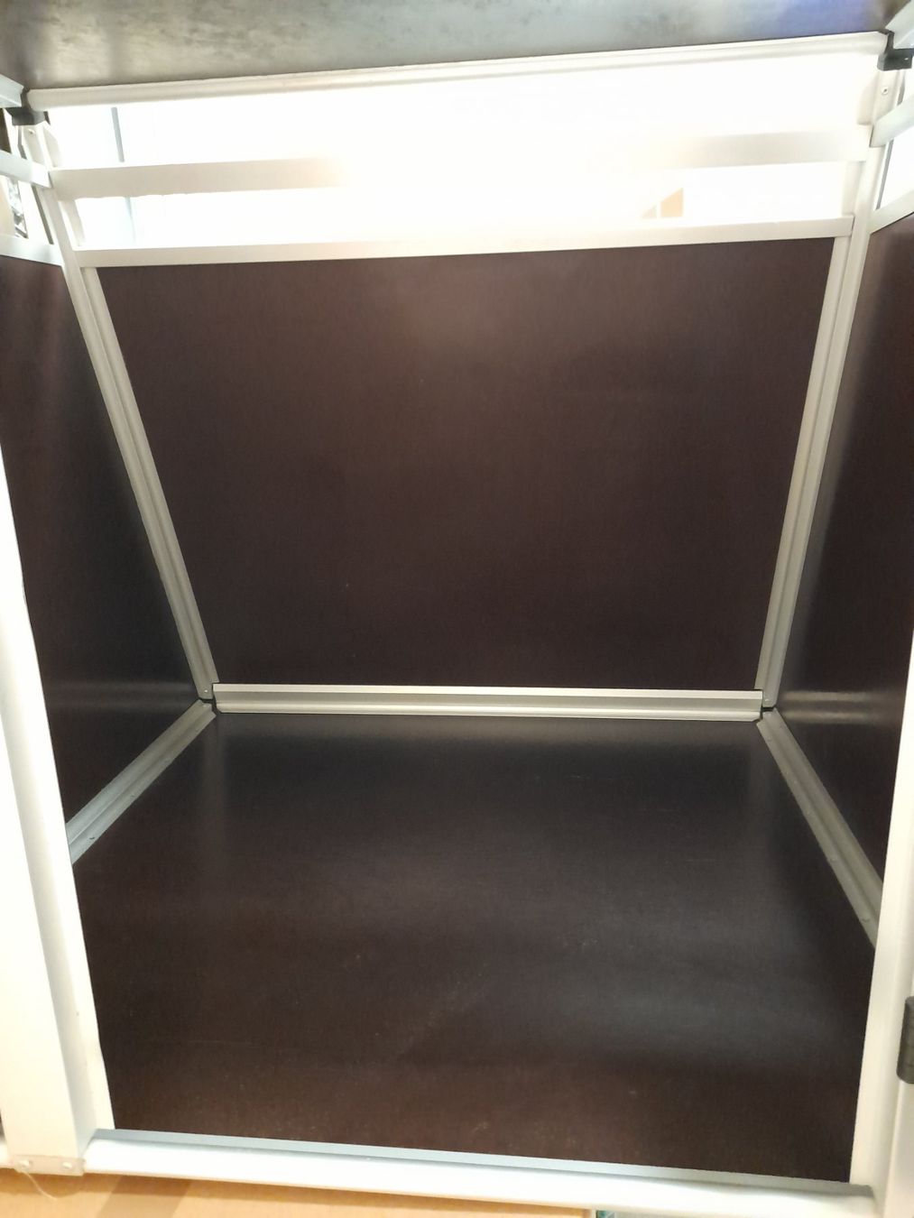 Gabbie, trasporto & Sicurezza: Alu-Hundetransport-Box – Usato da Rosshäusern venduto da sim_c87d 1