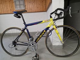 Vintage-Rennrad aus den 90igern GIANT 0CR