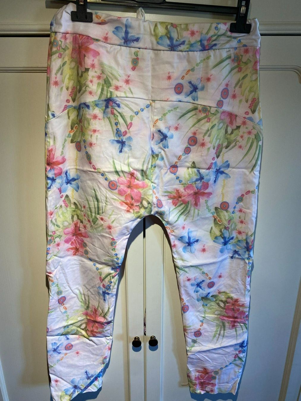 Pantalons: SOMMERHOSE DAMEN – Neuf avec emballage d'origine à Meienried par ManuelaBoutique 7