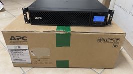 APC SRT3000RMXLI Neue Akkus! - Smart-UPS 3000VA APC