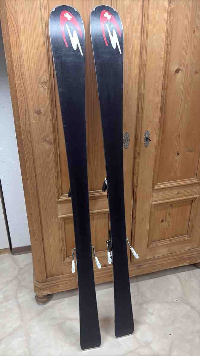Stöckli Skis: Stöckli Alpine Scale Alpinski mit Bindung – Gebraucht aus Otelfingen von Schmuddli 1