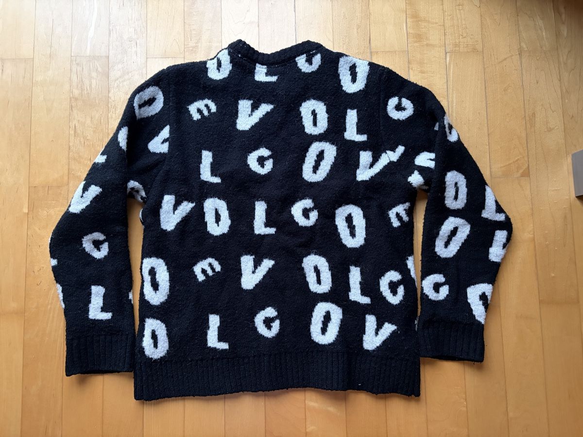Pulls & Sweat-shirts: Volcom pullover  – D'occasion à Zürich par Evegallucci 1
