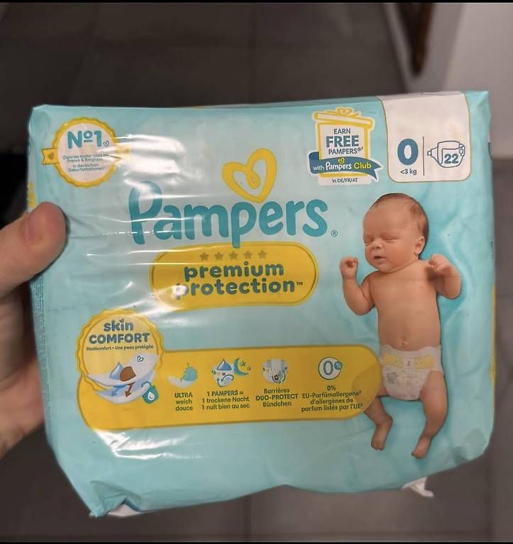 Secchi per pannolini & Pannolini: Pampers Gr. 0 – Usato da Itingen venduto da miriampetrucci