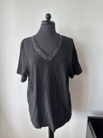 Damen T-Shirt Schwarz Grösse 44/46 Steine besetzt