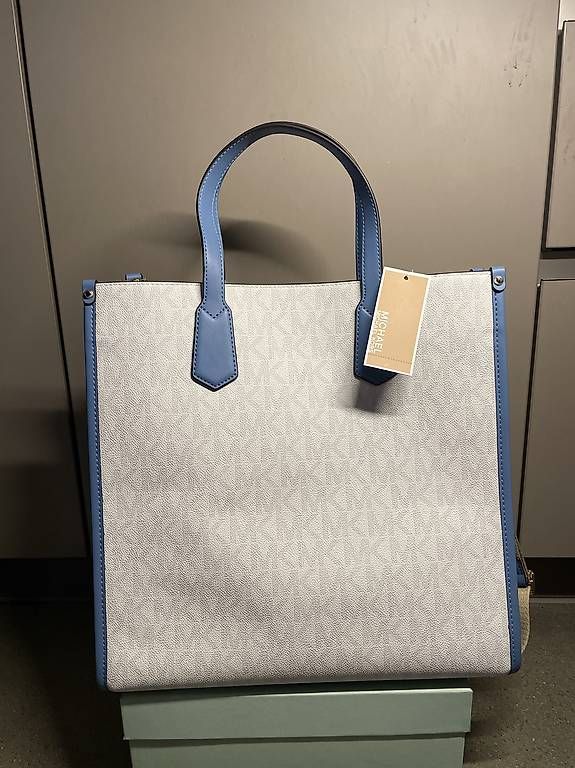 Taschen für Damen: Michael Kors Tasche – Gebraucht aus Turgi von valivalush 1