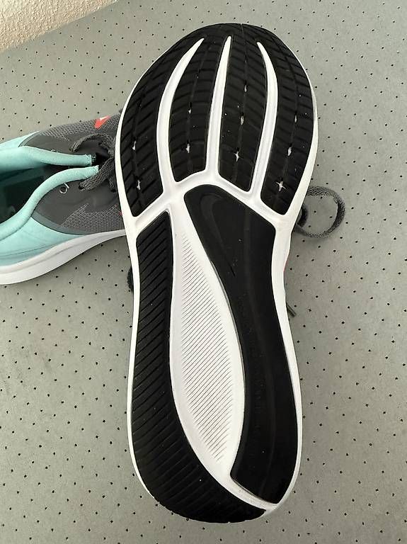 Scarpe da uomo: Nike – Usato da Zürich venduto da NiMaNi 1
