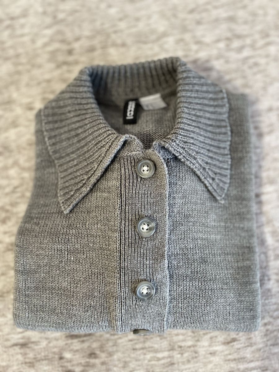 H&M Maglioni & Felpe: Grauer Polo-Strickpullover – Nuovo (secondo la descrizione) da Rheineck venduto da cha_p9qy 4