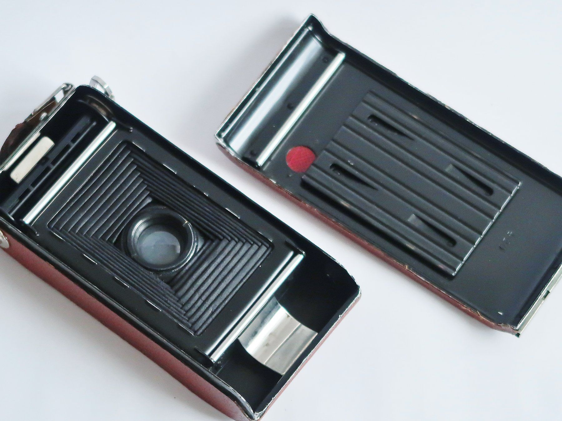 Ihagee Fotocamera: Ihagee Ultrix Simplex 1360 Luxus mit braunem Lederbezug – Usato da Luzern venduto da eAladin 9
