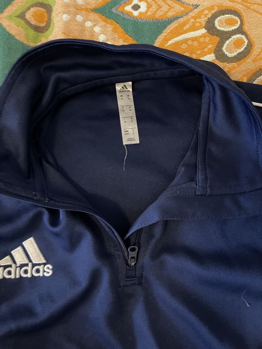 Adidas Pullover & Sweatshirts: Pull-over Adidas bleu marine fermeture éclair taille M – Gebraucht aus Genève von Elisabeth.17 3