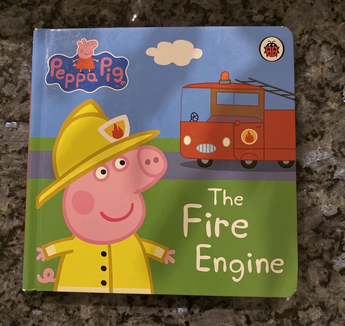 Bücher: Peppa Pig Kinderbuch 🔥🐷 „the Fire Engine“ – Gebraucht aus Grosshöchstetten von