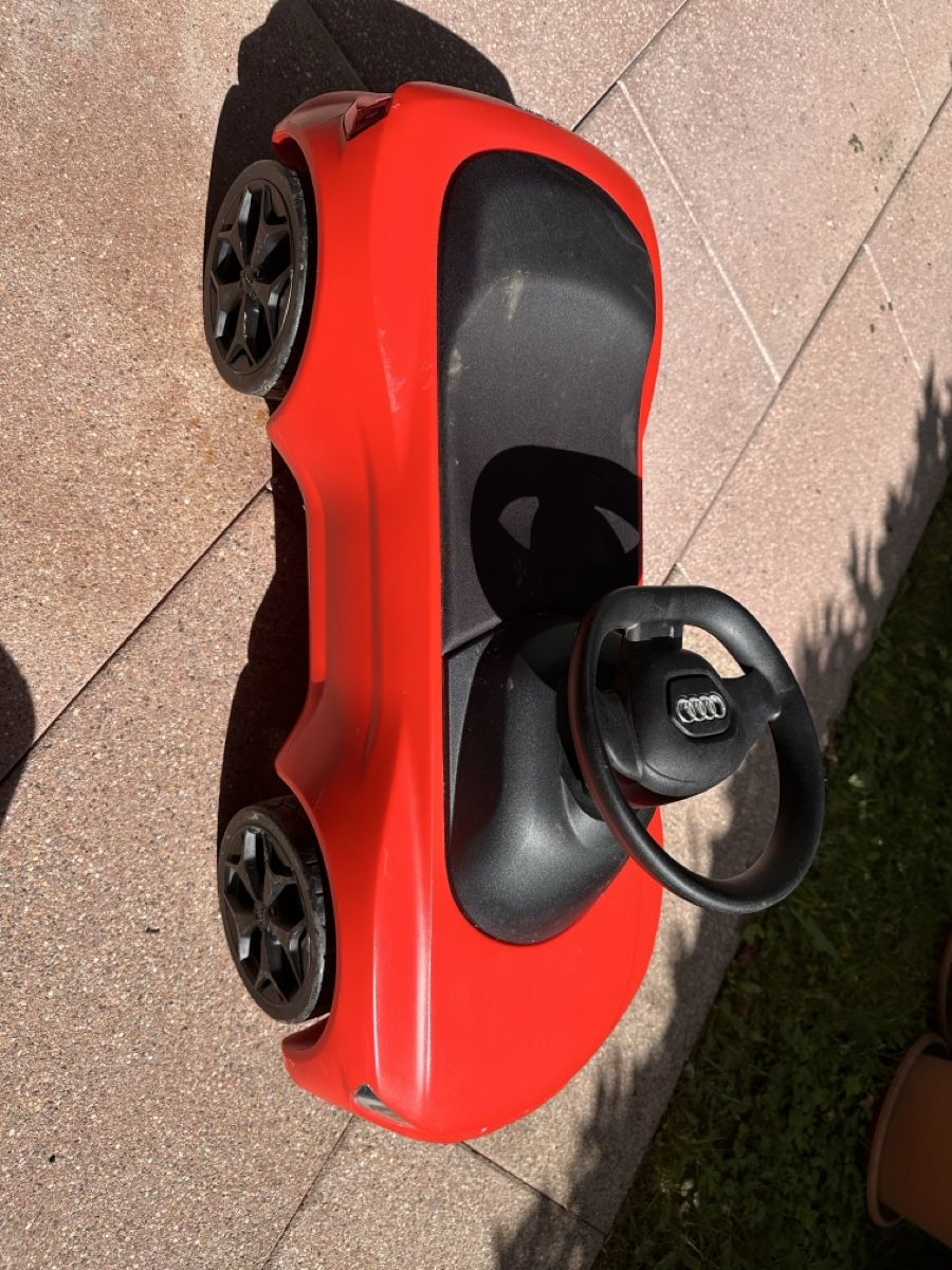 Veicoli per bambini: Audi Quattro Bobby Car – Usato da Bendern venduto da konyali